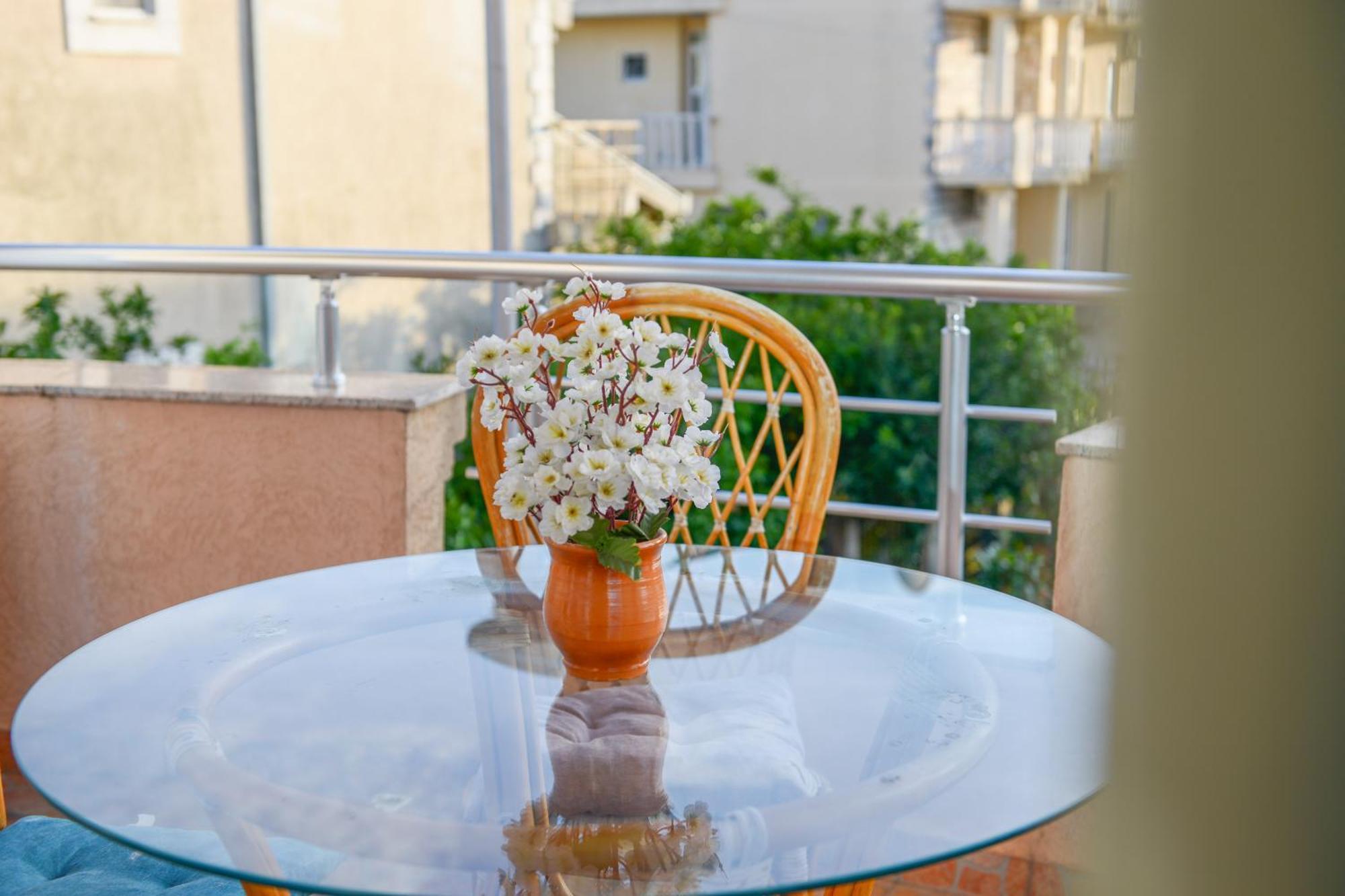 Rexha Apartments Улцинь Екстер'єр фото