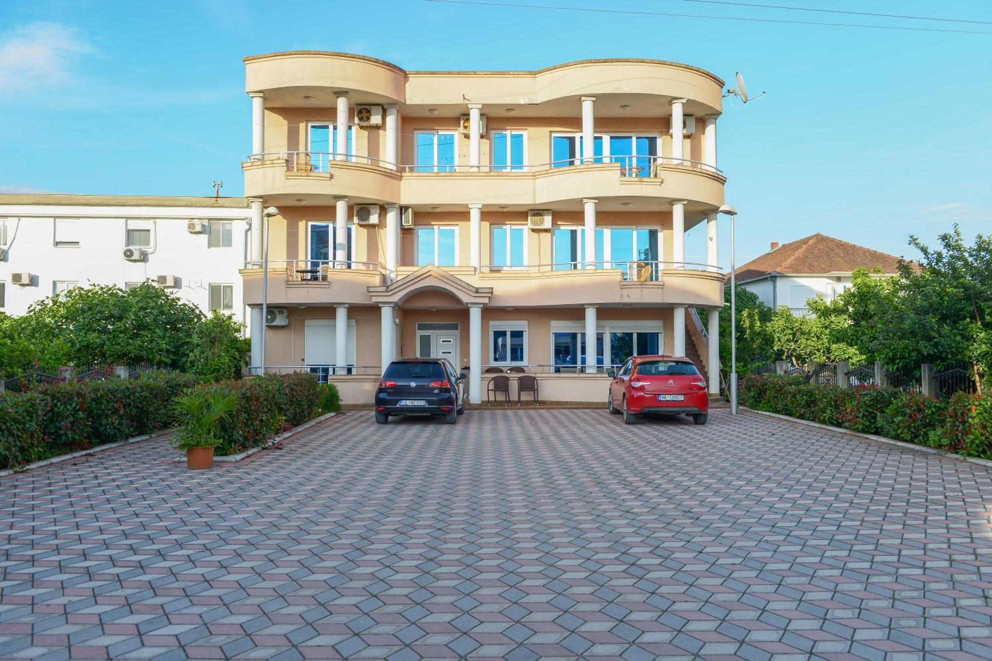 Rexha Apartments Улцинь Екстер'єр фото